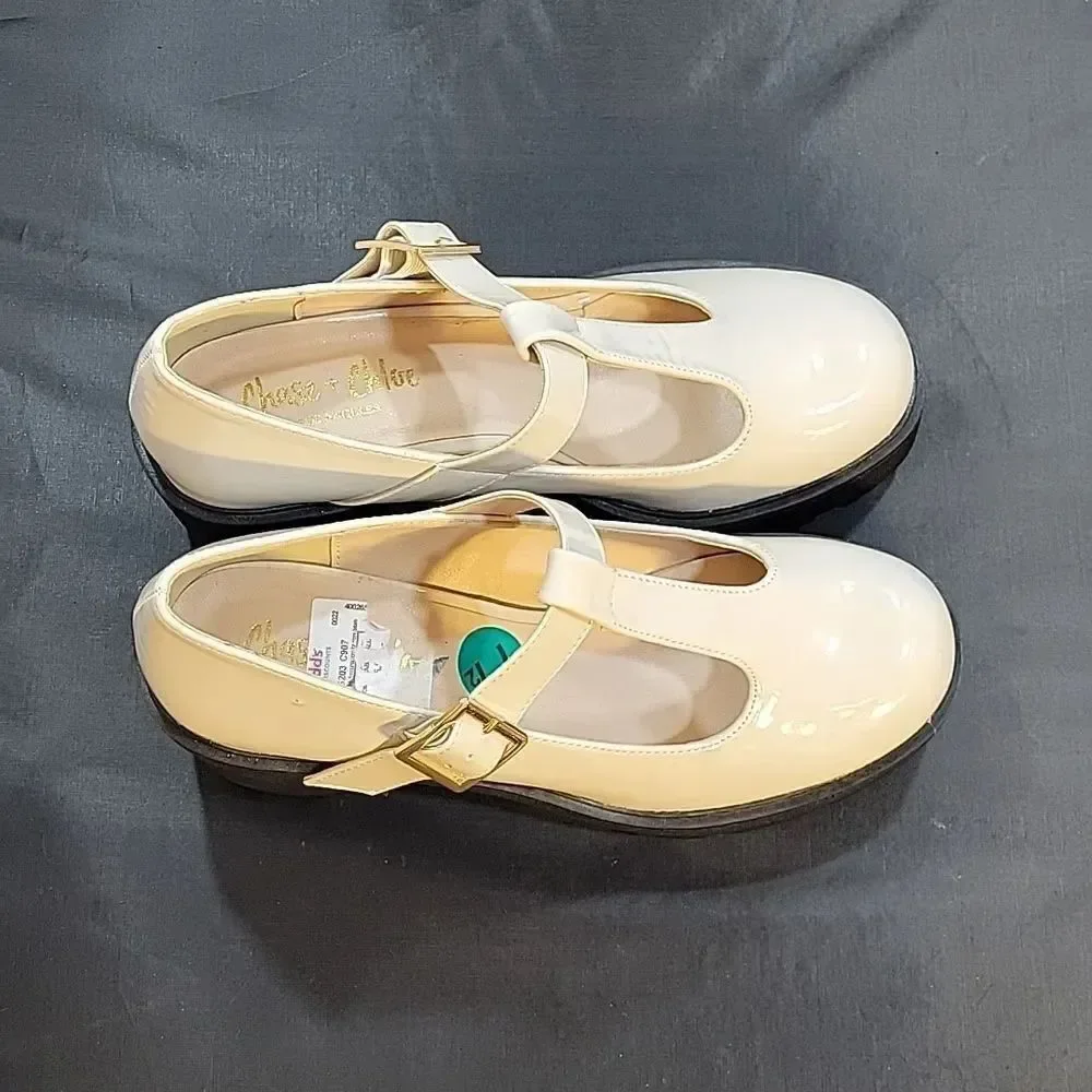 BRAND NEW CHASE+C WOMEN’S ROUND TOE T-STRAP BLOCK HEEL SHOE G1